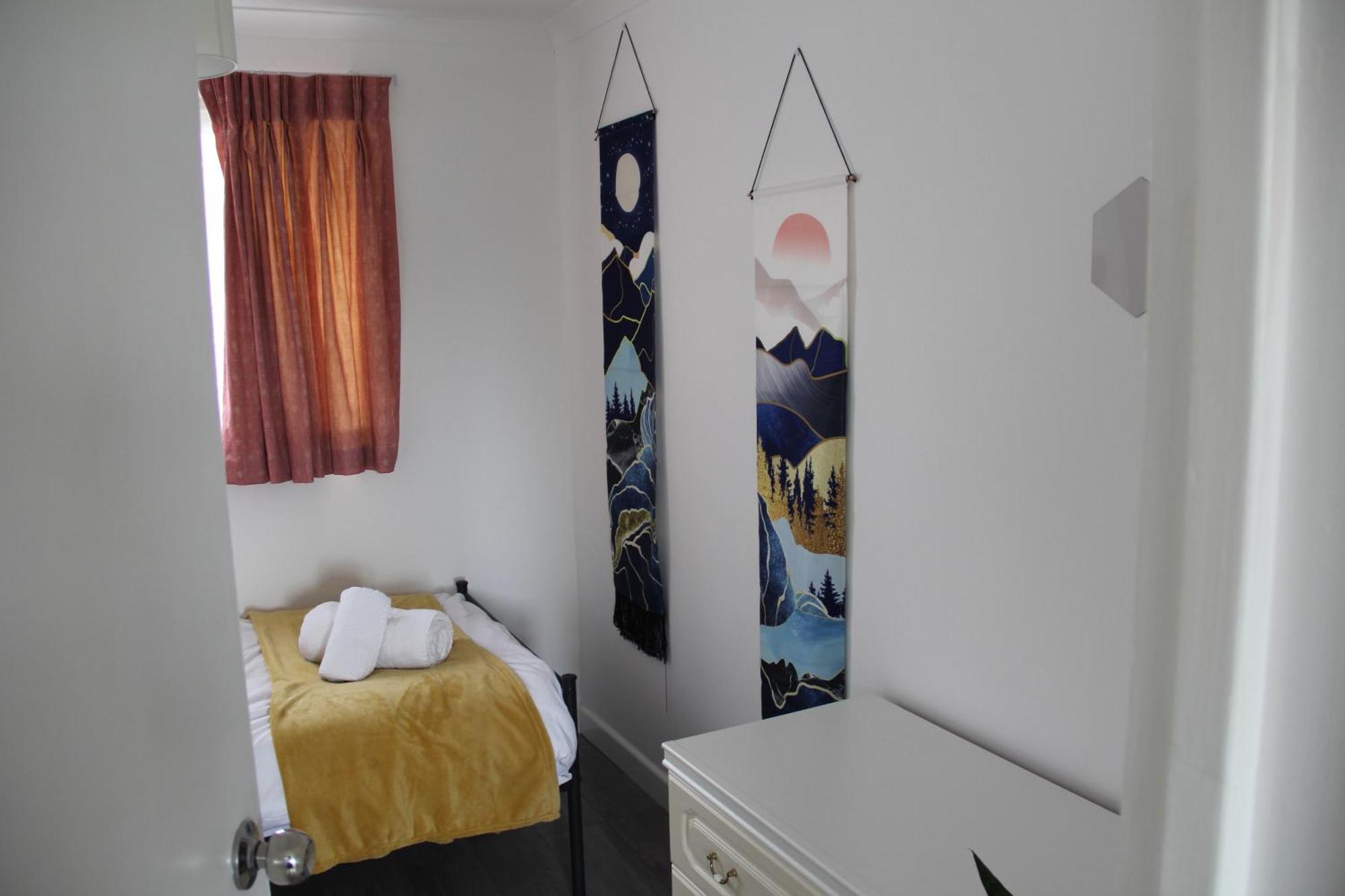 런던 Coolfin House-Close To Excel, Contractors, Relocators, Paid Parking 빌라 외부 사진